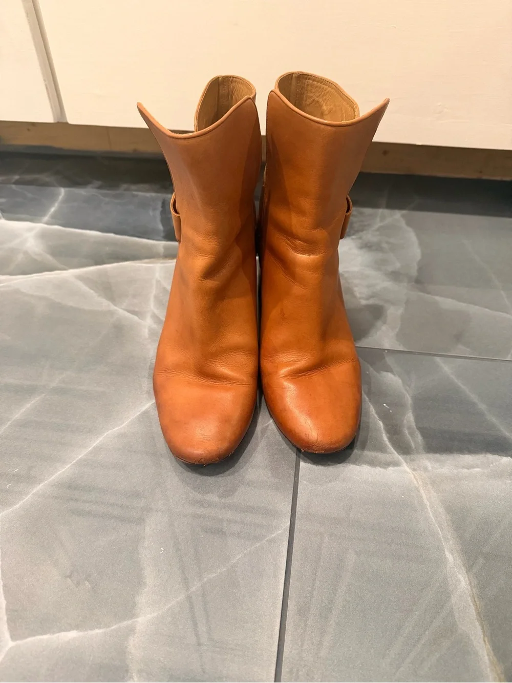 Tory Burch Kira Women’s Tan Leather Ankle Boots